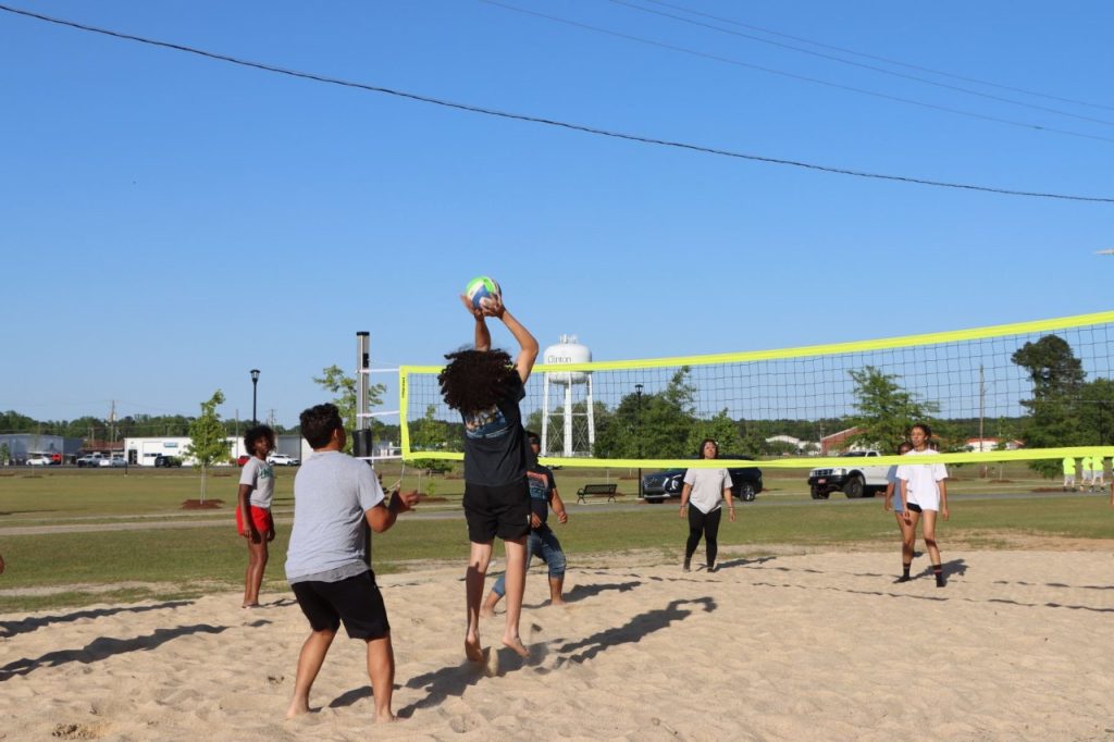 2022 06 15 volleyball league2